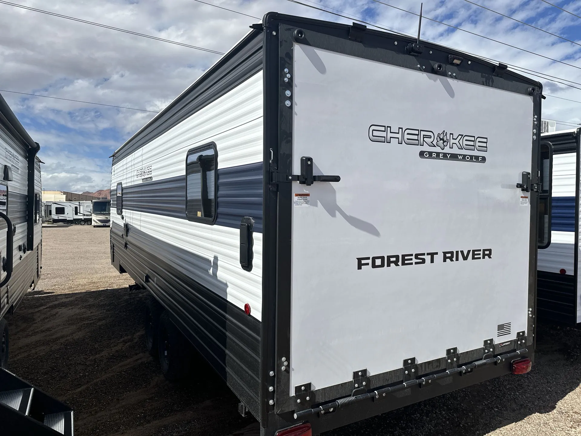 2026 Forest River Cherokee Grey Wolf 22RR — Photo 6