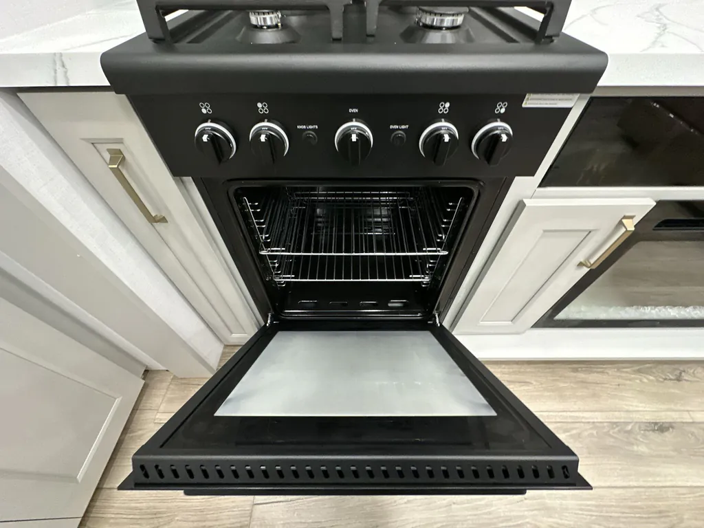 2026 Brinkley Model G 3520, Photos photo 19