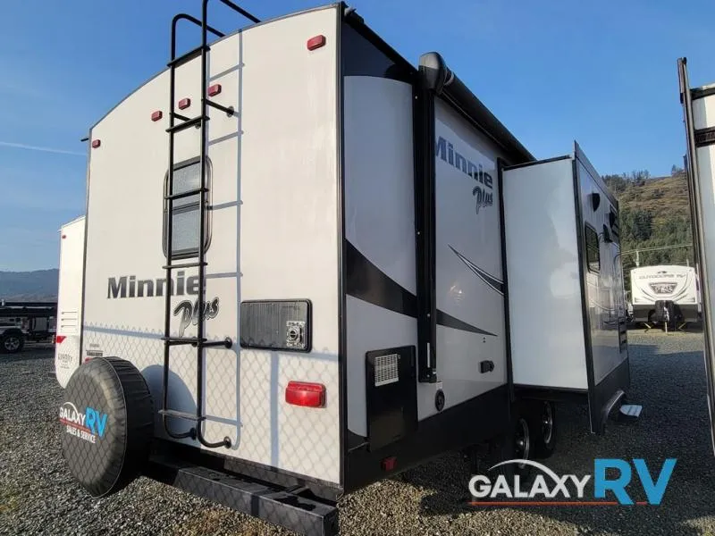 2019 Winnebago Minnie Plus 27RBDS - Photo 3