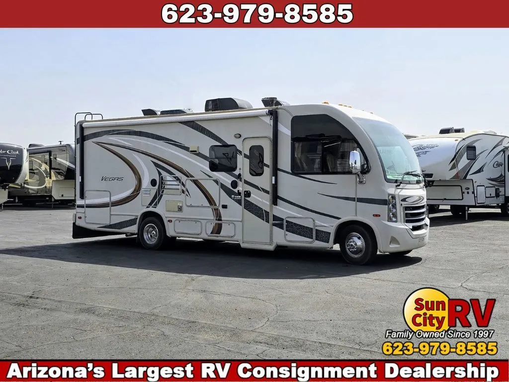 2017 Thor Motor Coach Vegas 25.4 25.4 - Main photo
