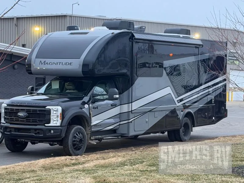 2027 Thor Motor Coach Magnitude Grand X32 - Photo 4