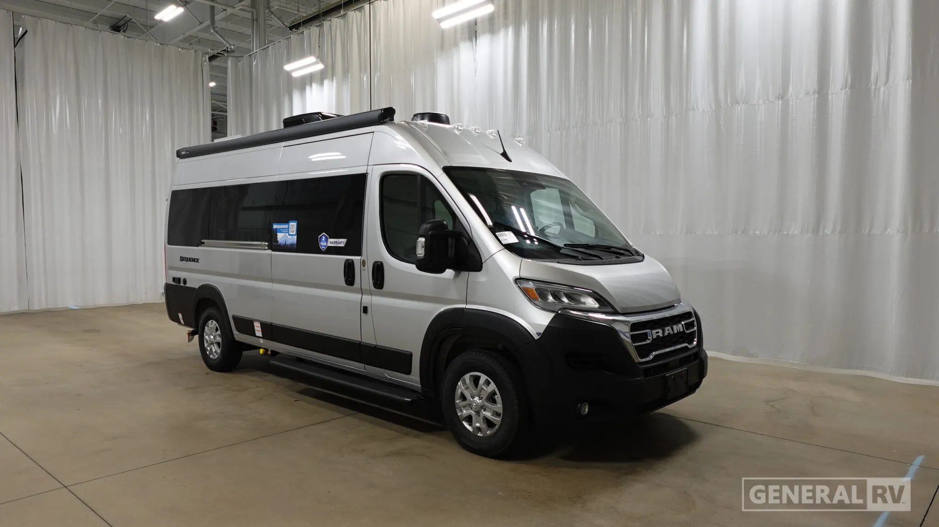 2027 Thor Motor Coach Sequence 20L - Photo 2