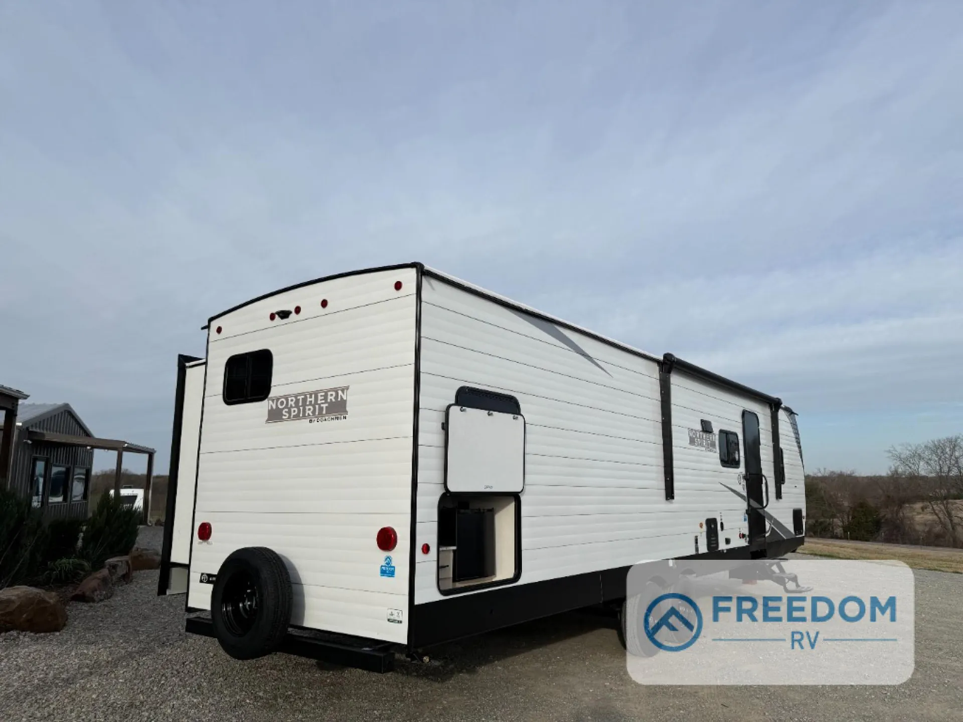 2026 Coachmen Northern Spirit DLX 5320BEDS - Photo 4
