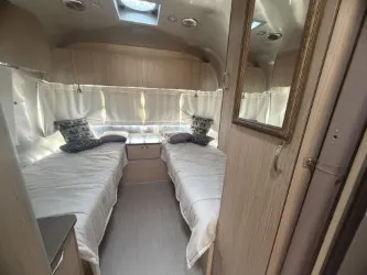 2019 Airstream Flying Cloud 26RB - Photo 4