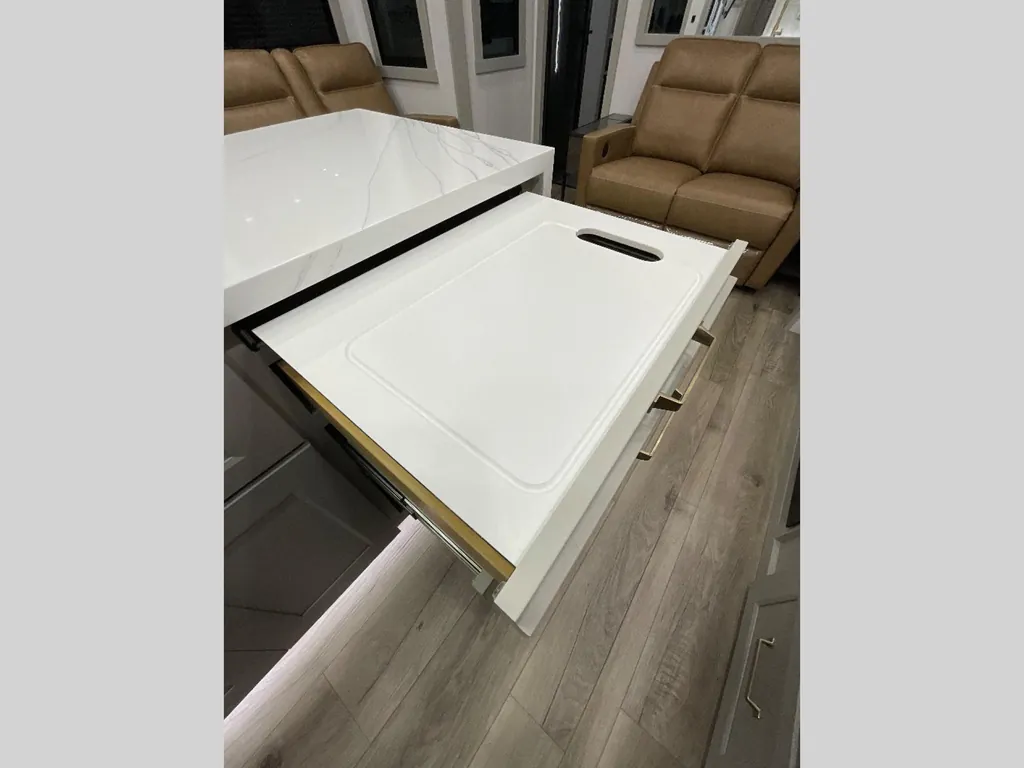 2025 Brinkley Model G 4100, Photos photo 19