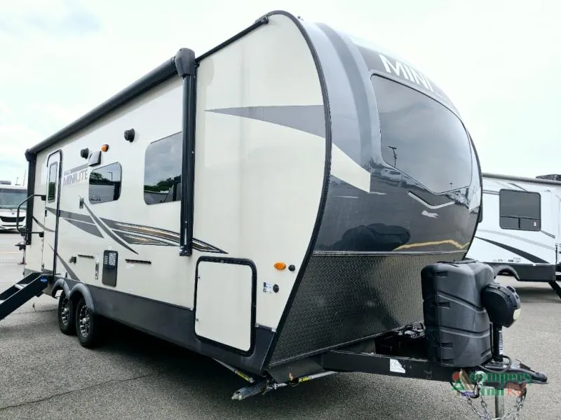 2022 Forest River Rockwood Mini Lite 2511S - Photo 2