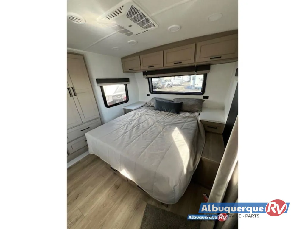 2026 Forest River Flagstaff Micro Lite 25FBD, Photos photo 6