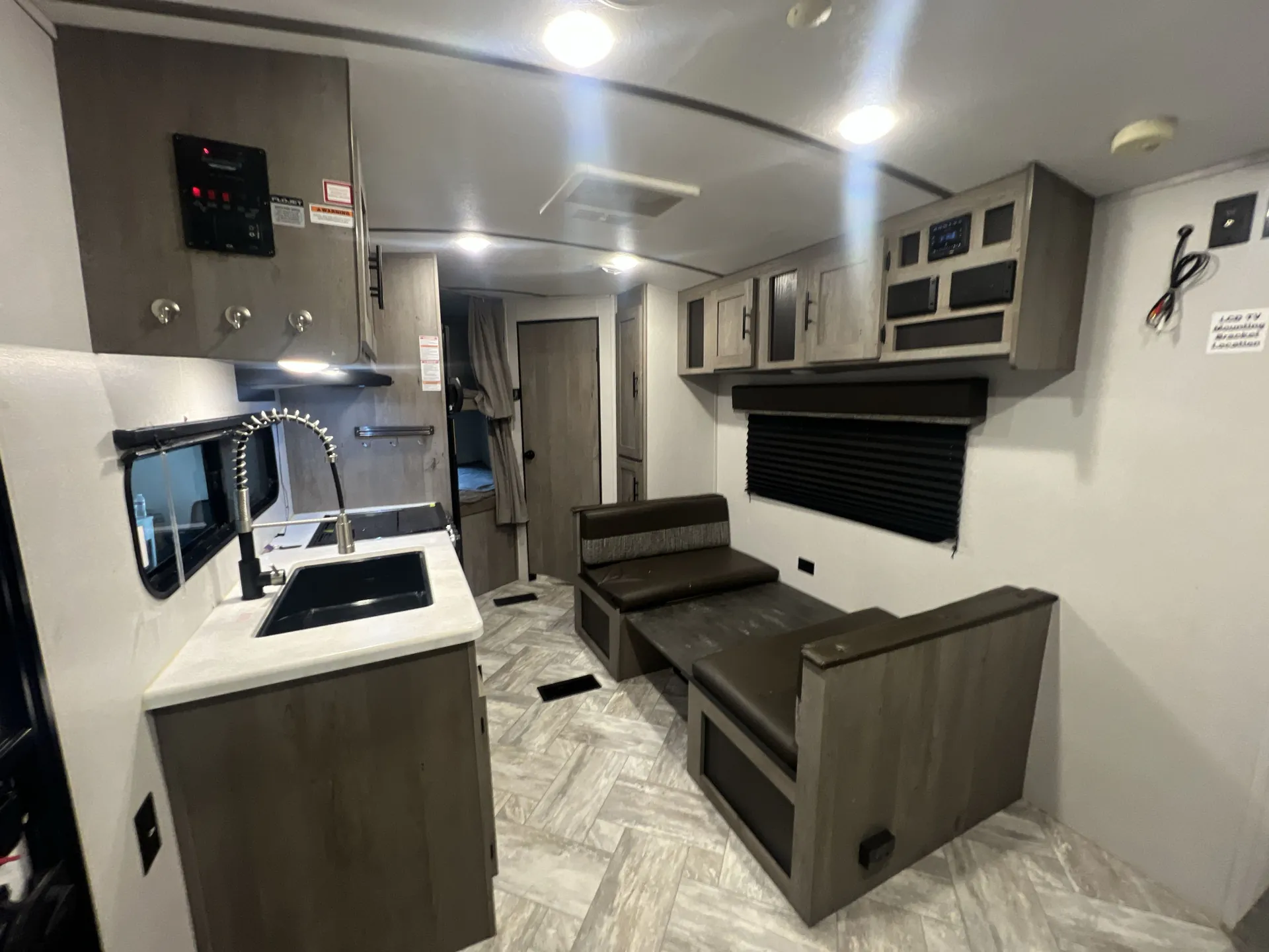 2021 Keystone Springdale 220BHWE — living area main
