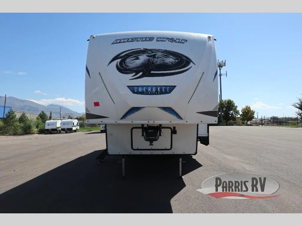 2023 Forest River Cherokee Arctic Wolf 287BH - Photo 3