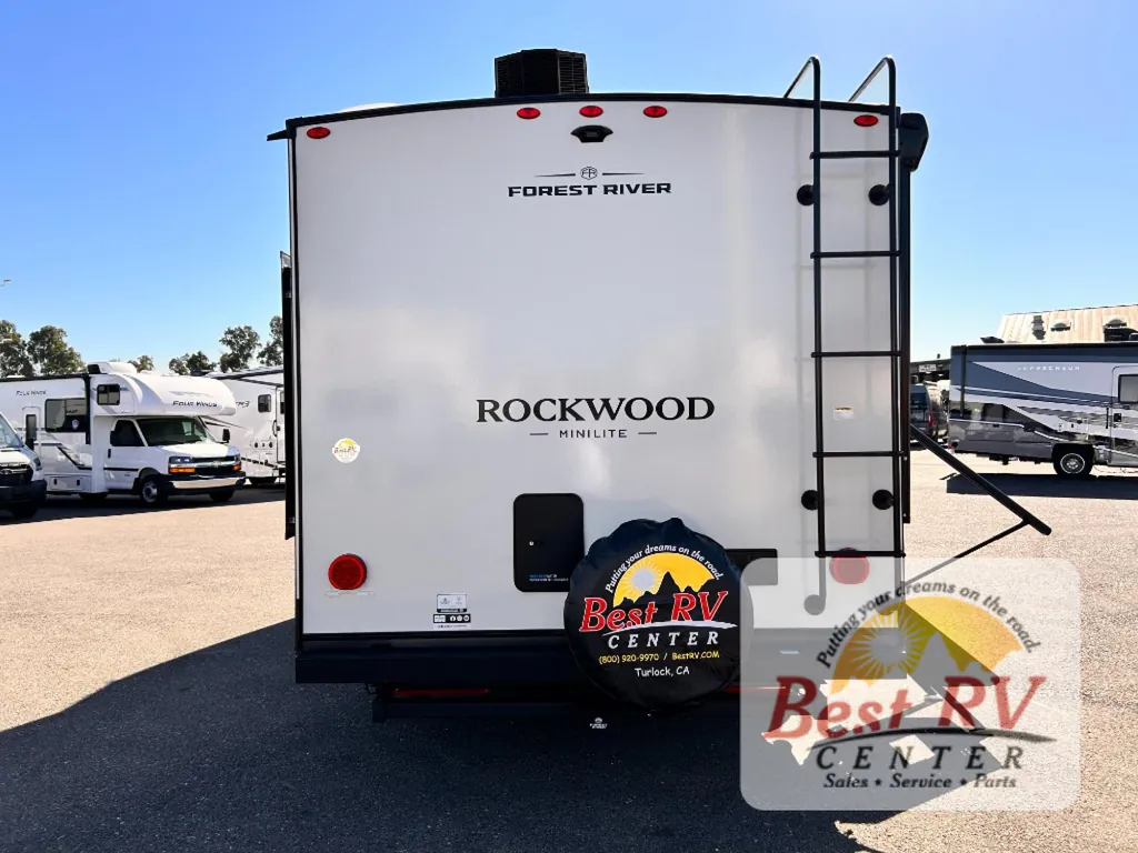 2027 Forest River Rockwood Mini Lite 2109S, Photos photo 4