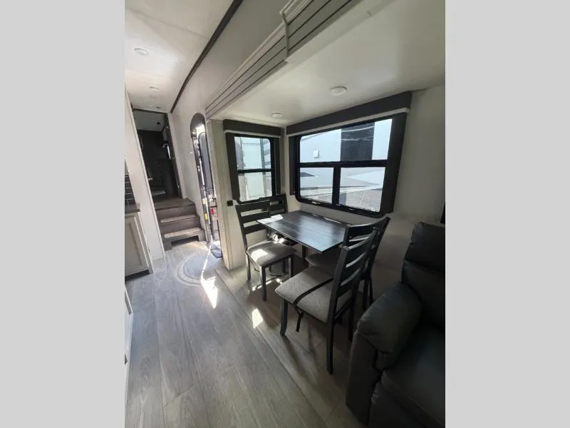 2024 Keystone Cougar 316RLS - Photo 3