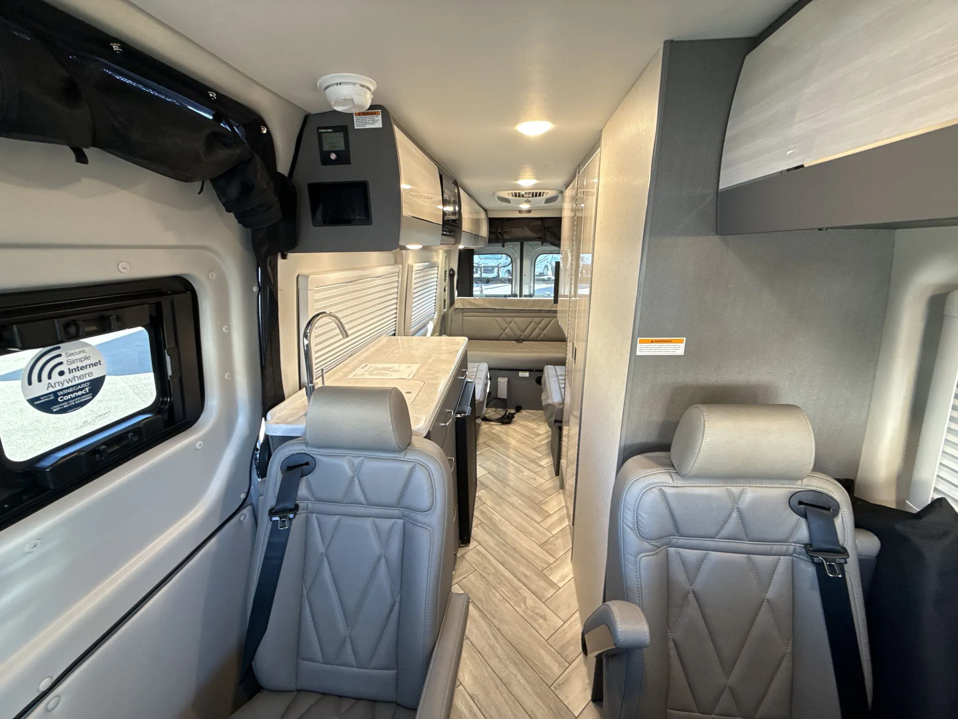 2025 Thor Motor Coach Sanctuary 24C — living area main