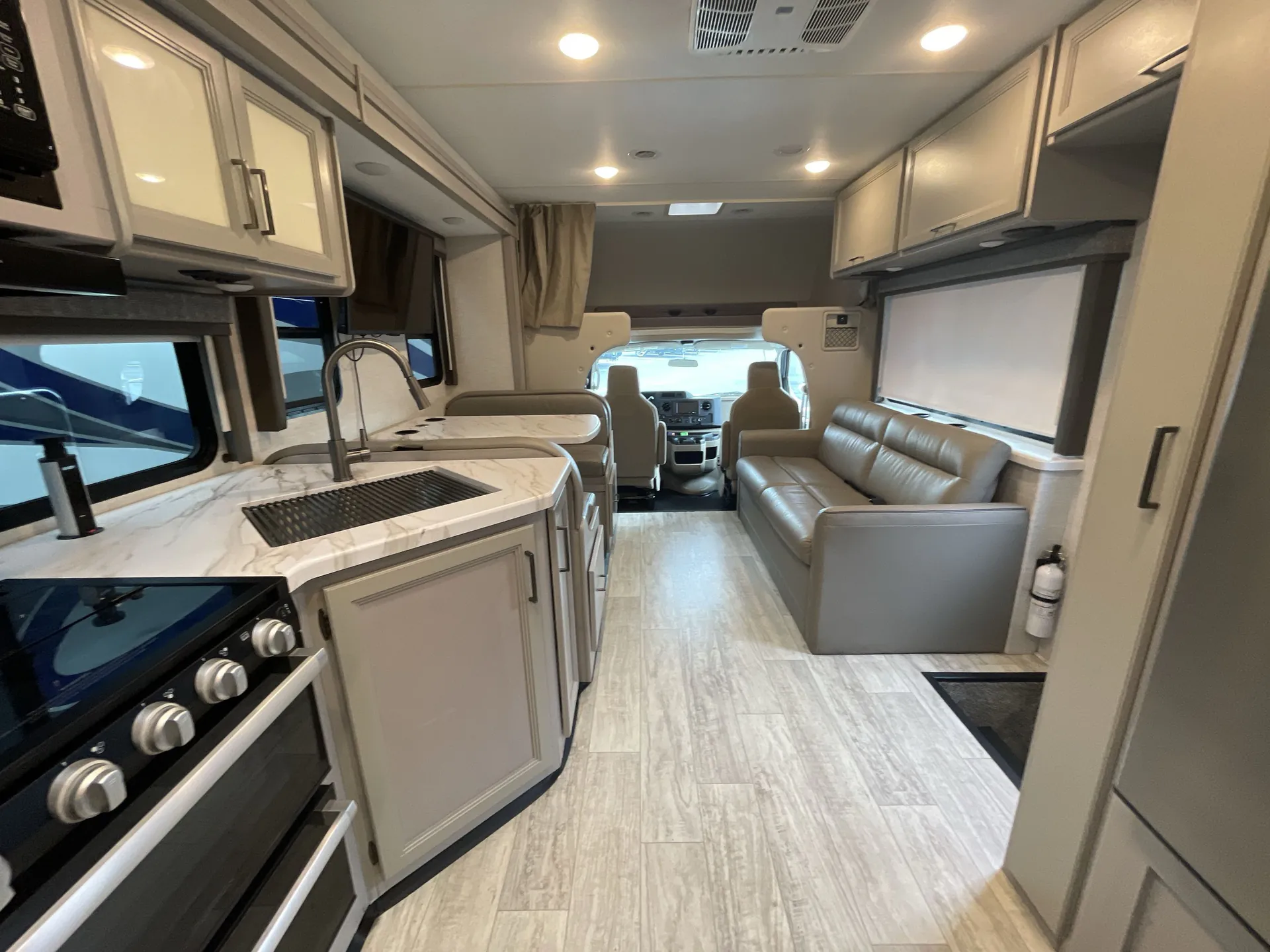 2024 Thor Motor Coach Chateau 31EV — living area main