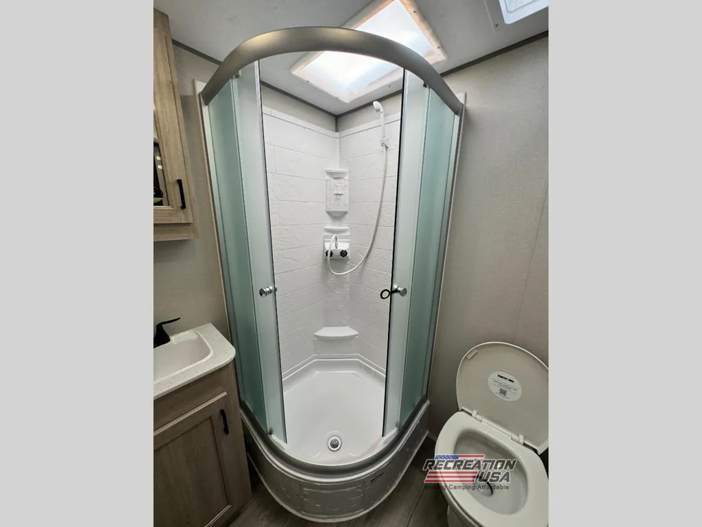 2026 Coachmen Catalina Legacy Edition 243RBS, Photos photo 29