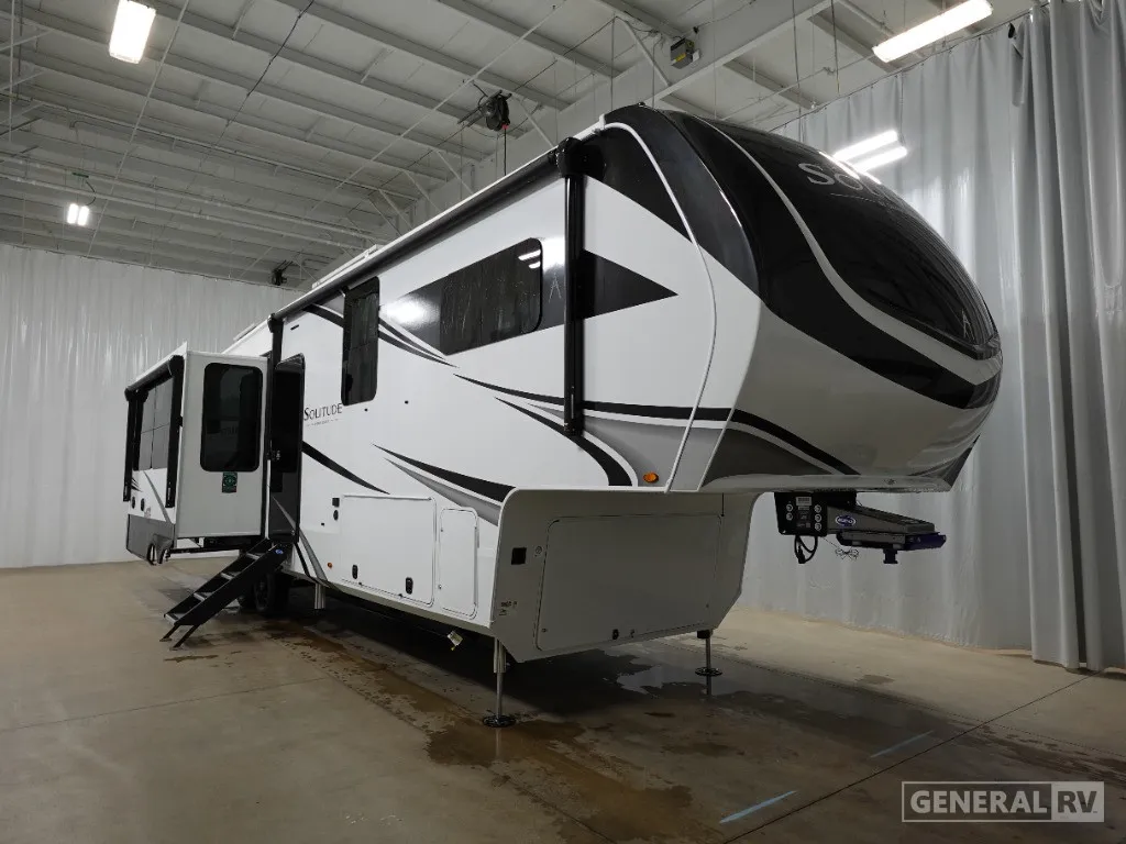 2026 Grand Design Solitude 370DV - Photo 2