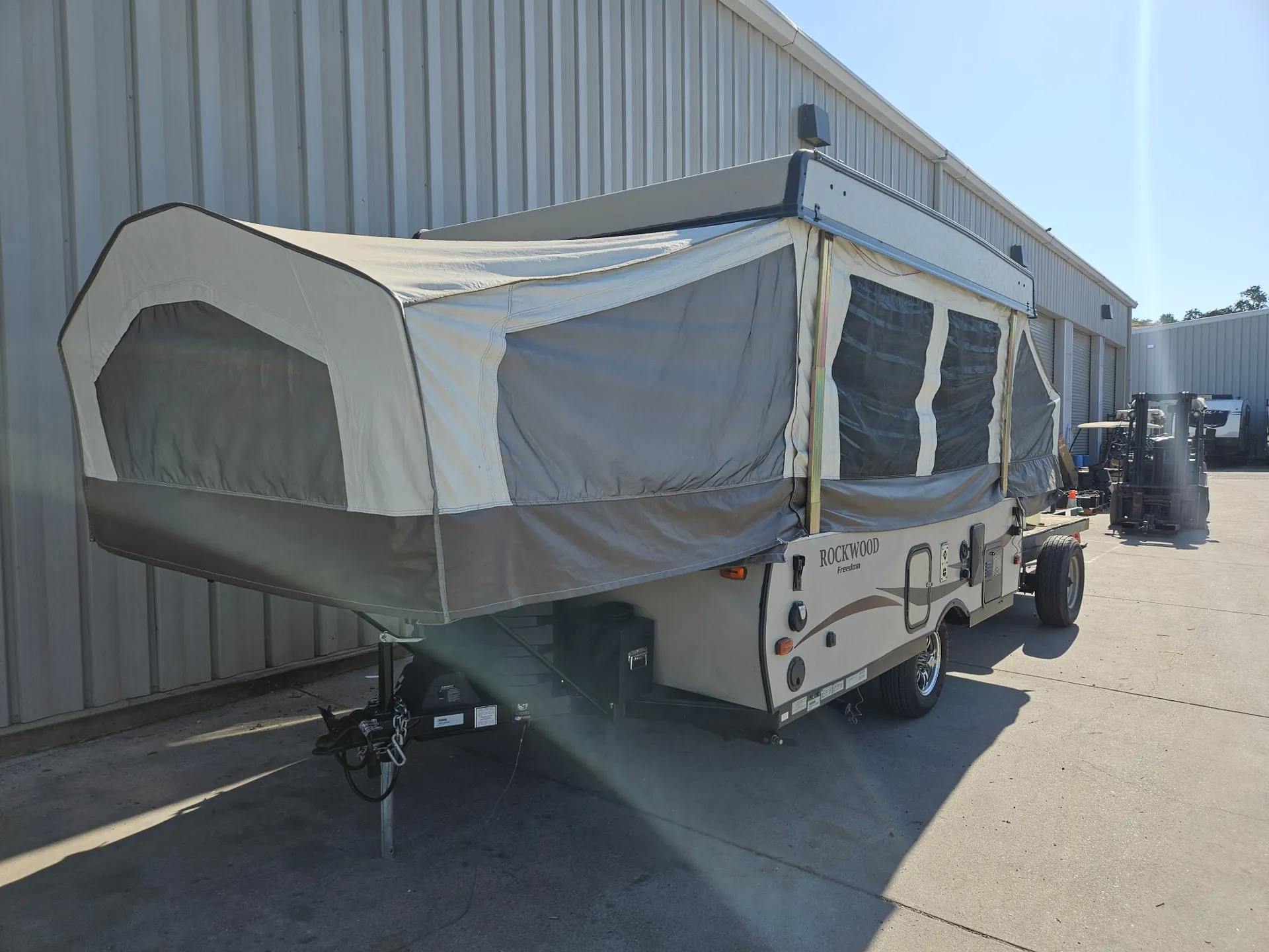 2015 Forest River Rockwood Freedom Series 1910 - Photo 2