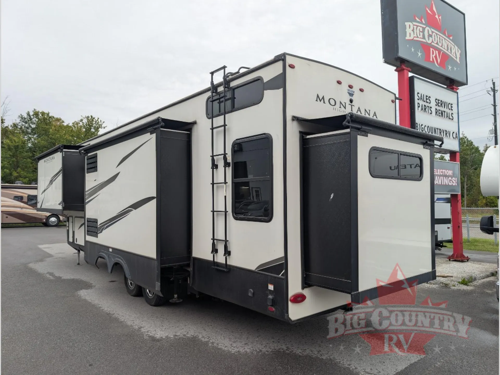 2021 Keystone Montana High Country 334BH - Photo 4