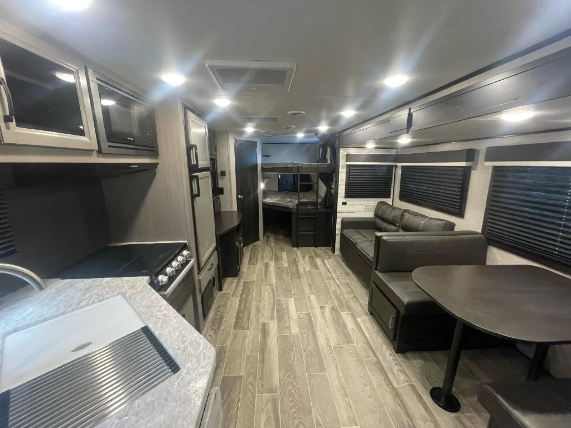 2021 Jayco Jay Feather 27BHB - Photo 3