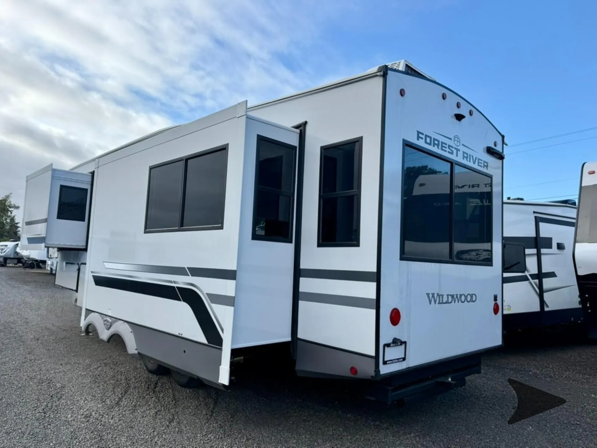 2026 Forest River Wildwood Heritage Glen LTZ 286RL — Photo 7