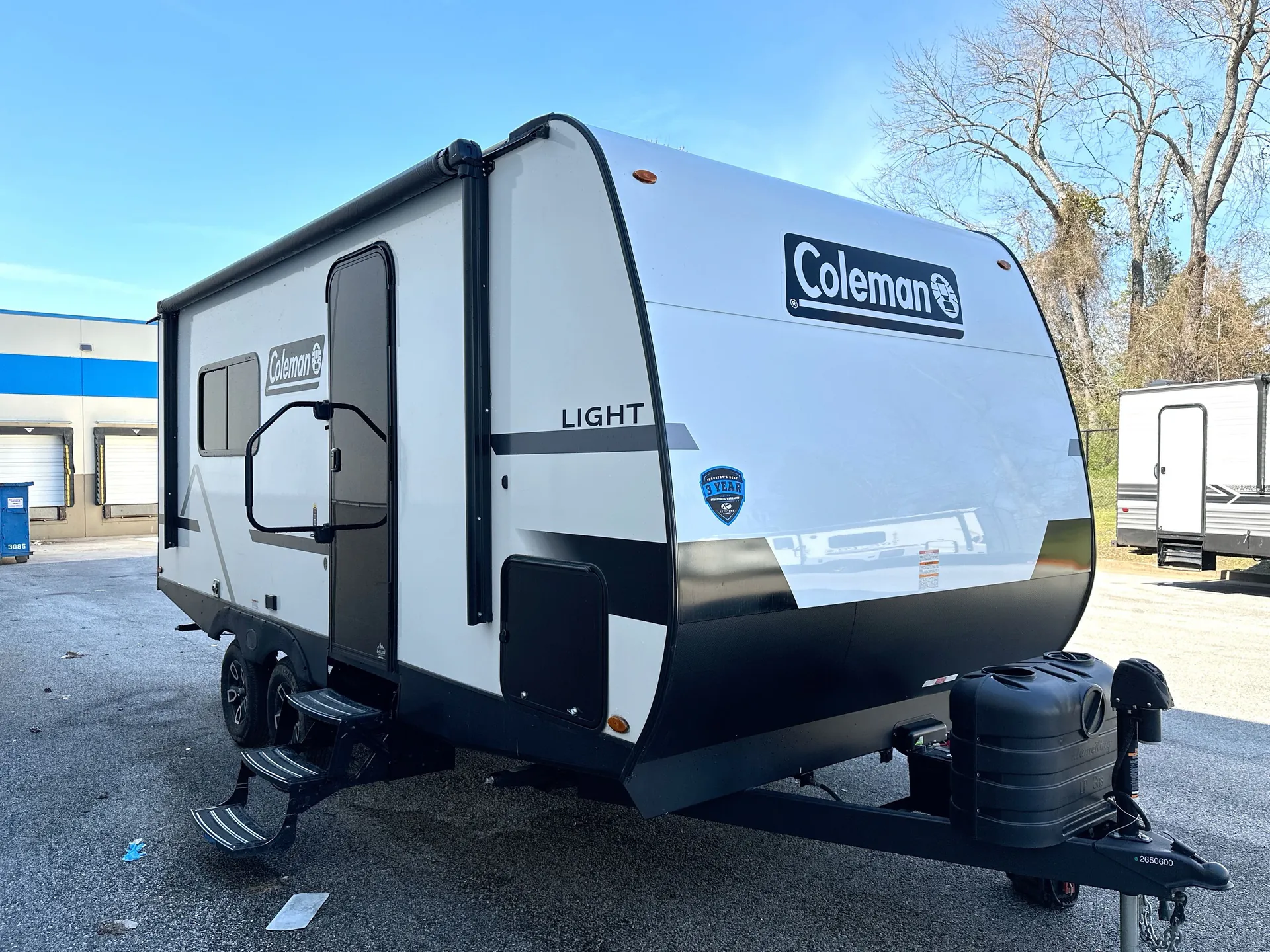 2025 Keystone Coleman Light 18RX - Photo 2