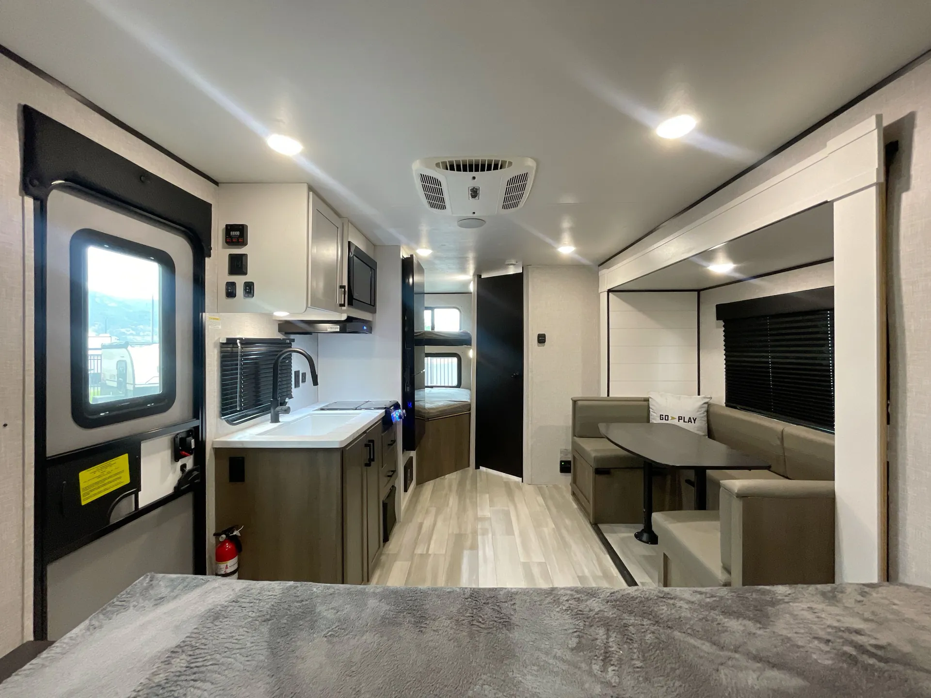 2025 Wayfinder Go Play 188BHS — living area main