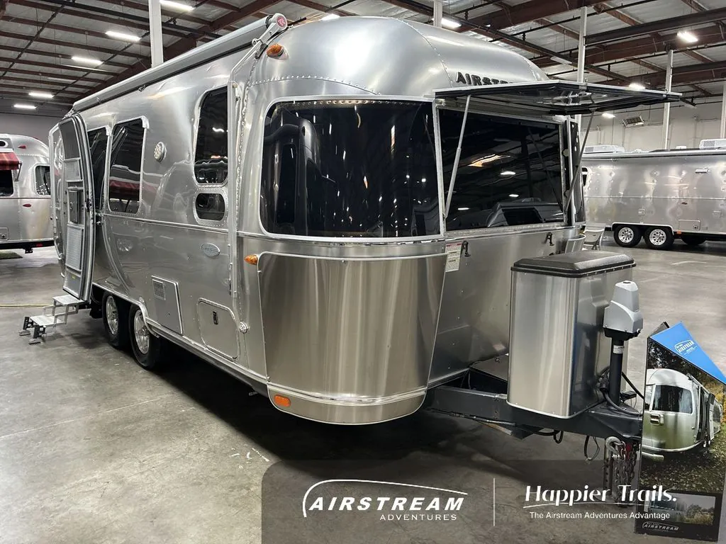 2016 Airstream Flying Cloud 23 - Photo 2