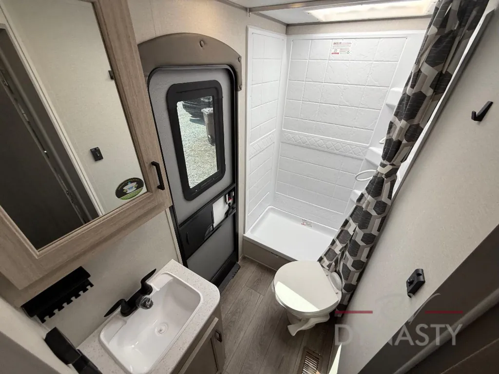 2026 Coachmen Catalina Legacy Edition 273DBHCK, Photos photo 51