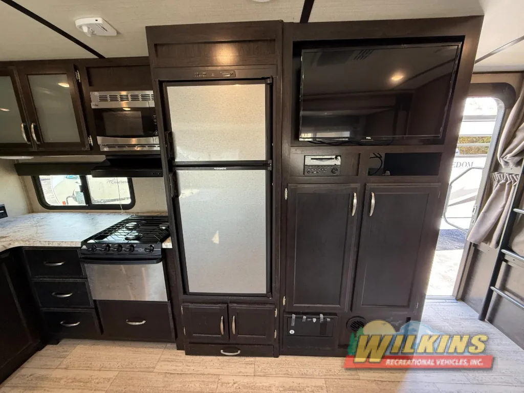2018 Grand Design Imagine 2800BH, Photos photo 20