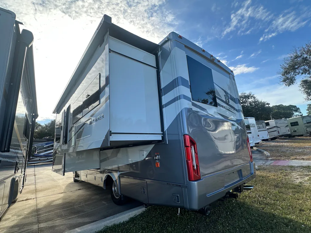 2026 Tiffin Wayfarer 25 XPW, Photos photo 3