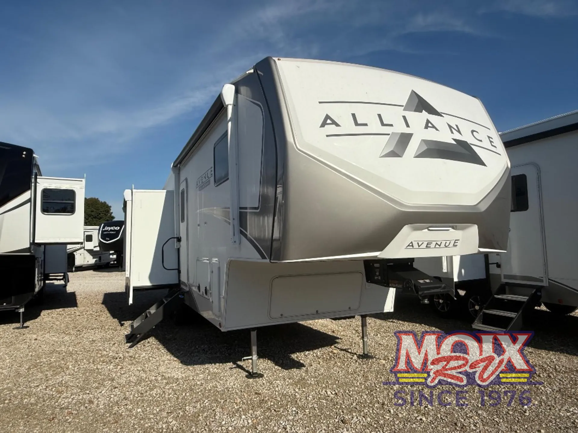 2026 Alliance RV Avenue 30BH - Photo 2