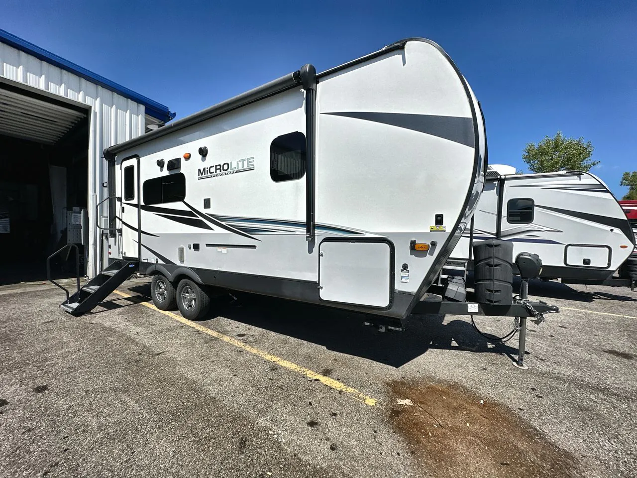 2021 Forest River Flagstaff Micro Lite 22FBS - Photo 2