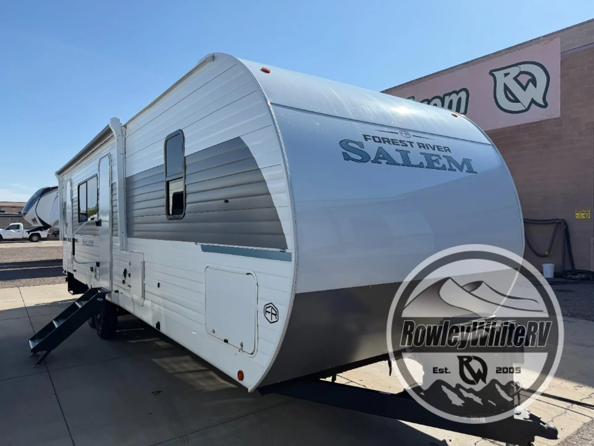 2027 Forest River Salem 26DBHD dealer photo 1 from Rowely White RV