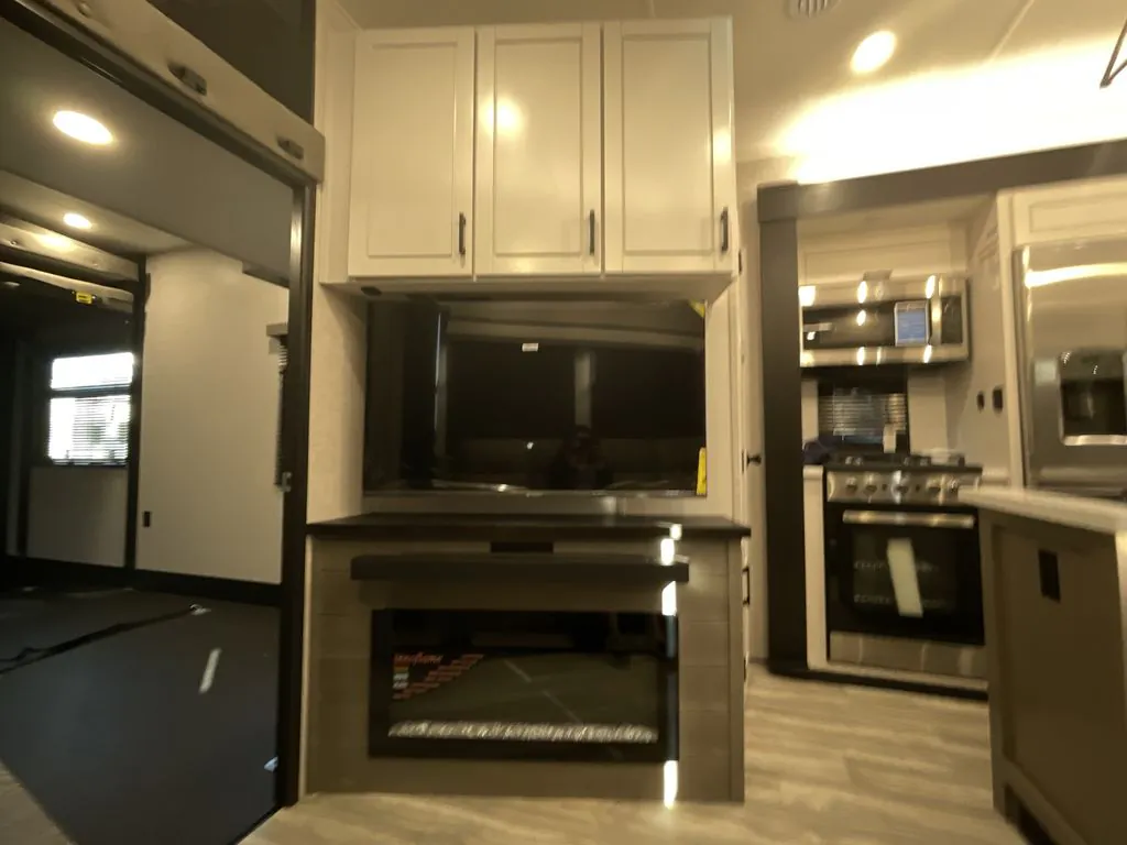 2025 Jayco Seismic Luxury Series 3815, Photos photo 13