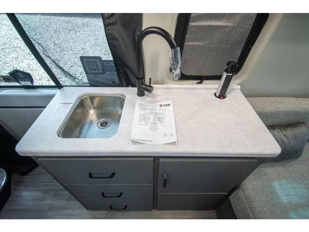 2026 Thor Motor Coach Tellaro Sport 20U, Photos photo 11