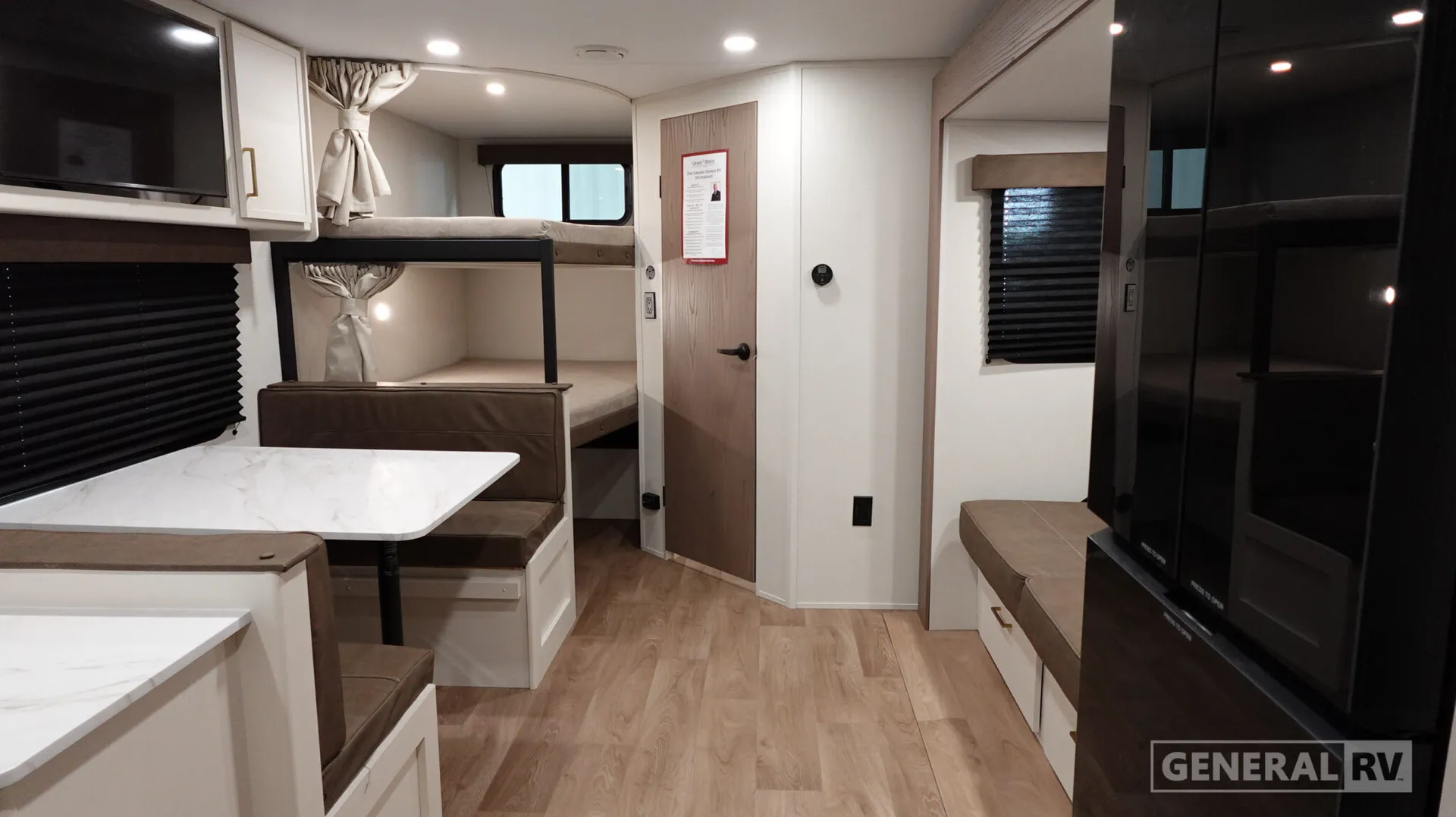 2027 Grand Design Transcend Xplor 26BHX - Photo 3