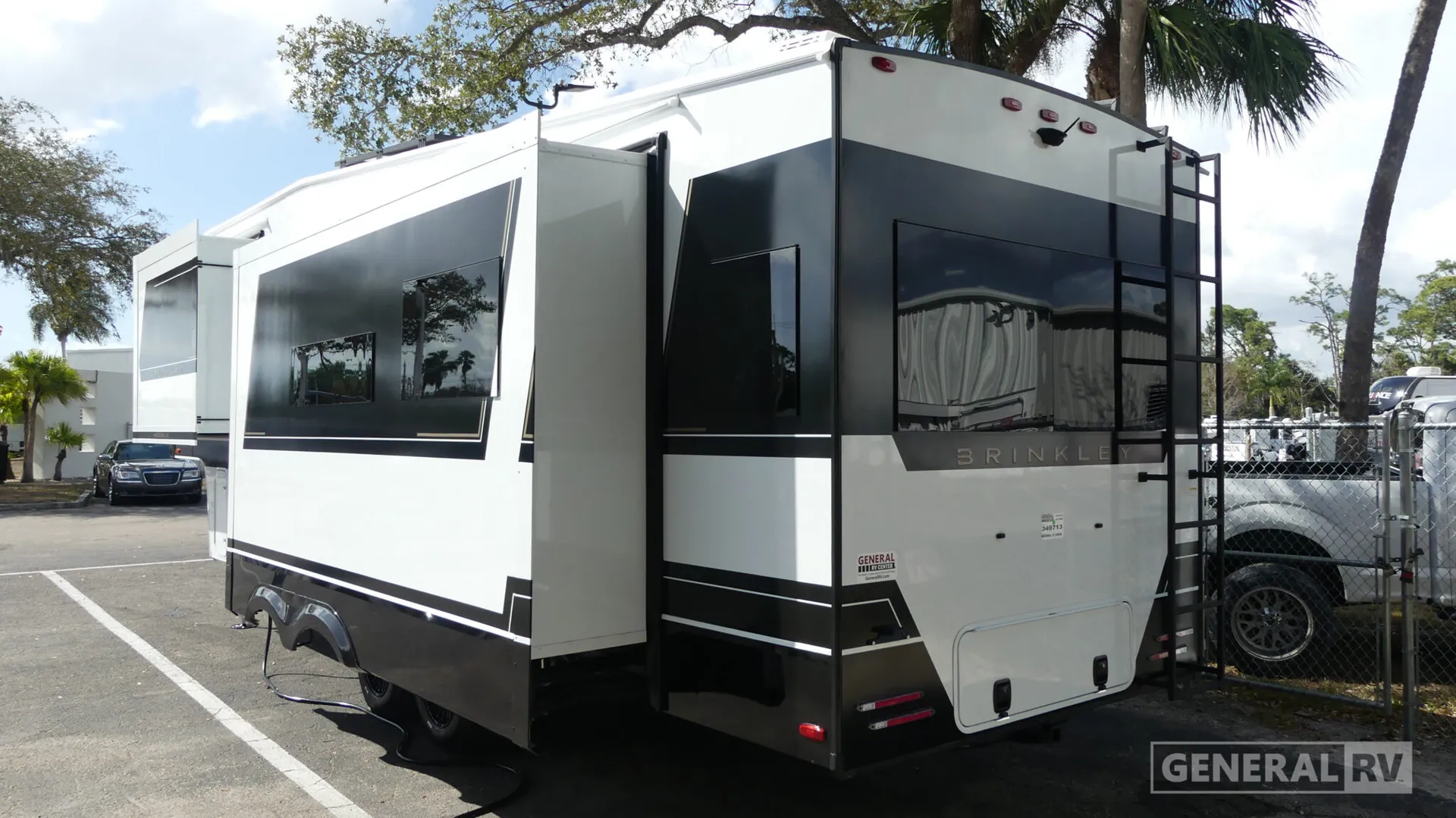 2026 Brinkley Model Z 2900 - Photo 4