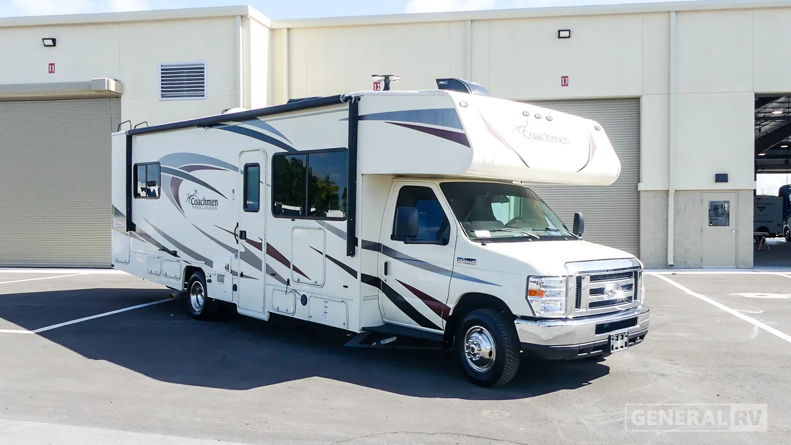 2019 Coachmen Freelander 32FS - Photo 2