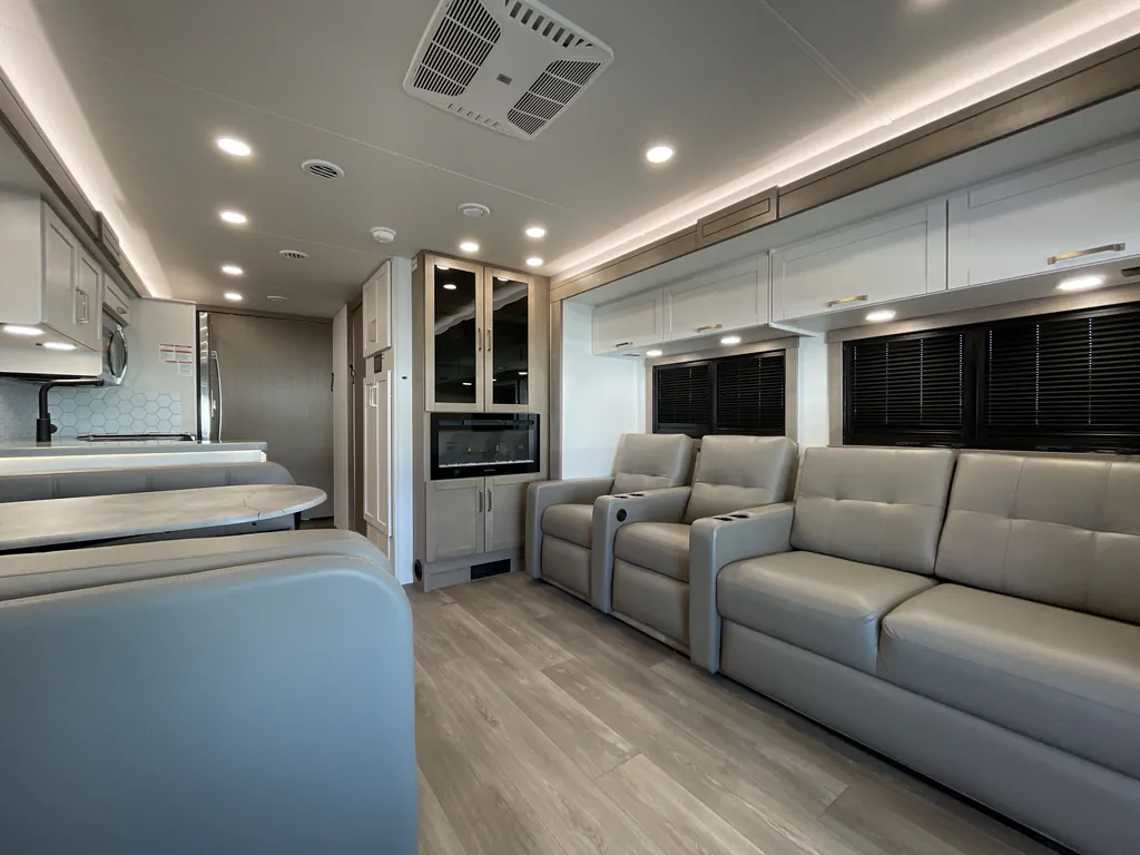2027 Entegra Coach Vision XL 36C, Photos photo 2