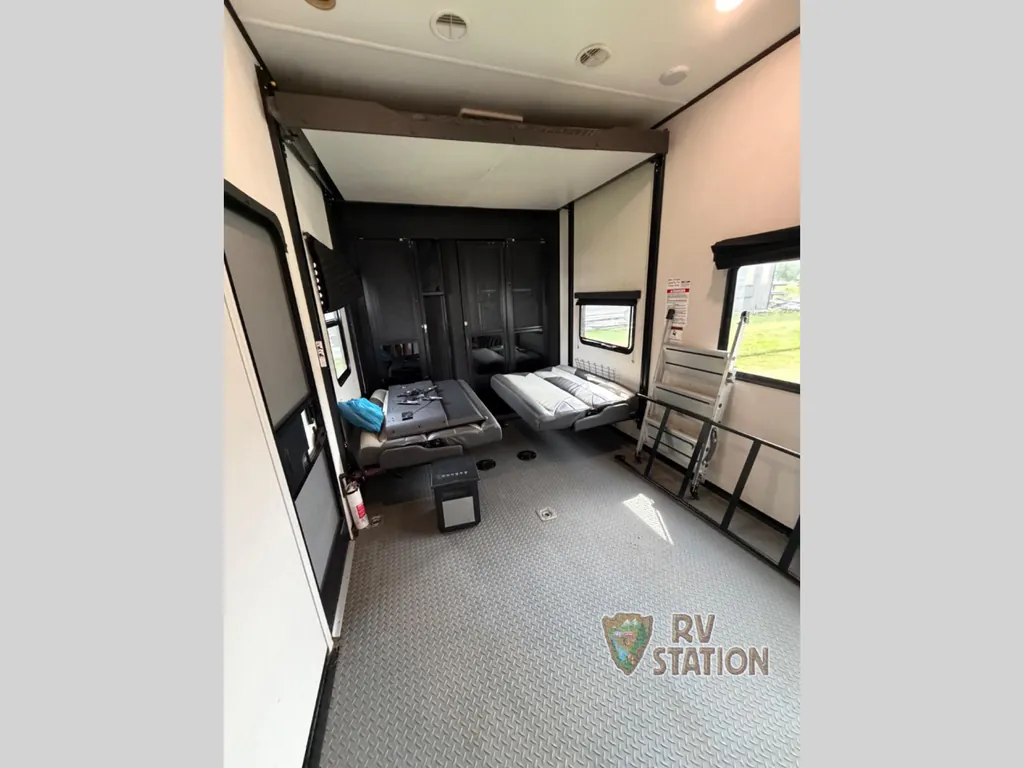 2022 Forest River XLR Nitro 35DK5, Photos photo 12