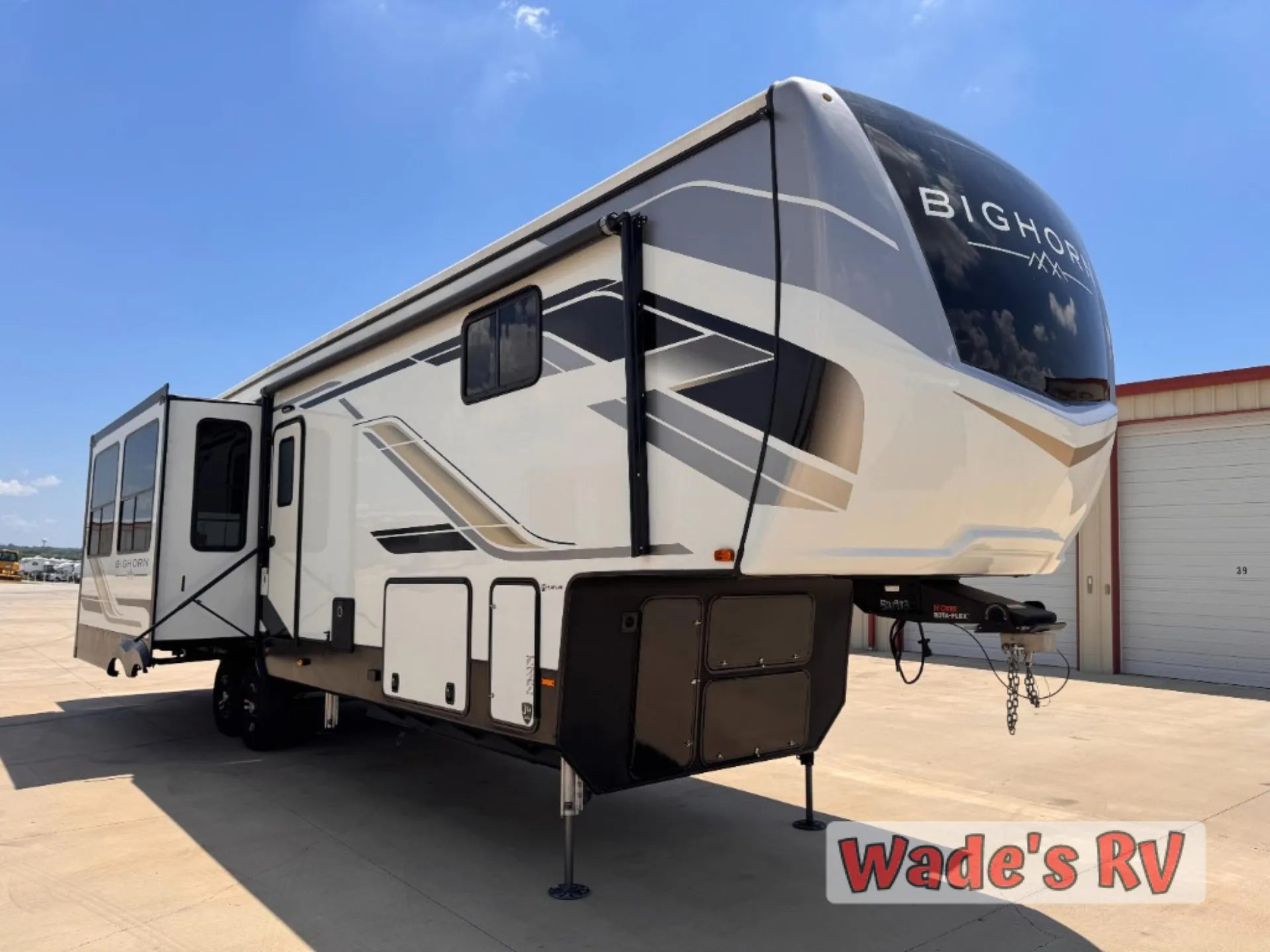 2023 Heartland Bighorn Fifth Wheel 3700RL - Photo 2