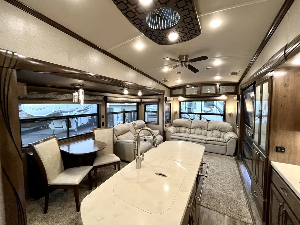 2017 Forest River Cedar Creek Champagne Edition 38EL, Photos photo 3
