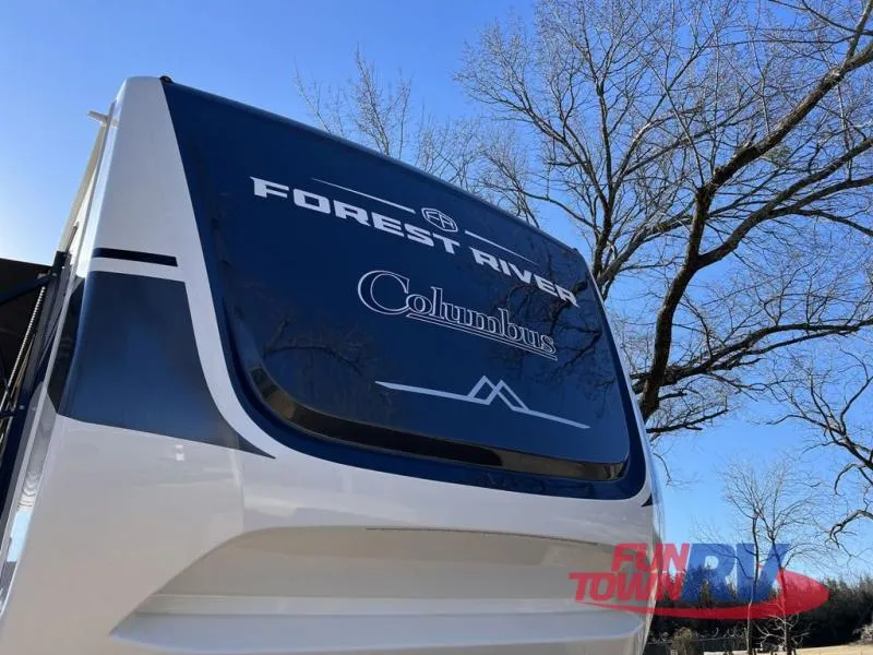 2025 Palomino Columbus 383RLH - Photo 3