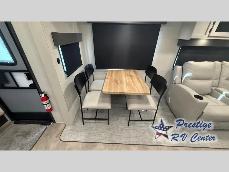 2026 Shasta Phoenix Lite 30RLS - Photo 3