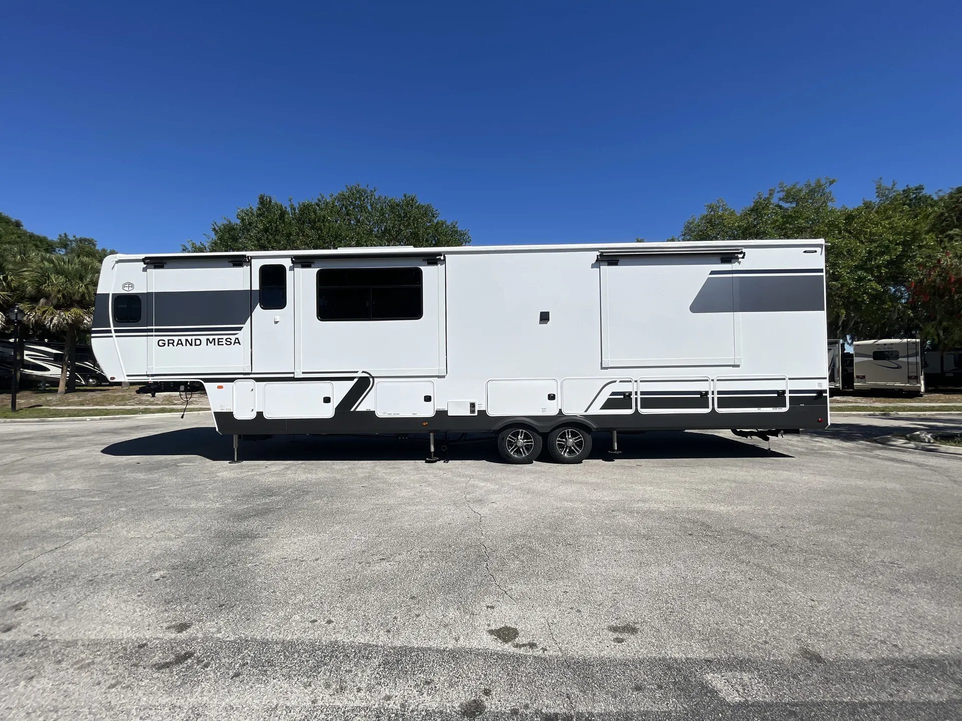 2026 Forest River Puma Grand Mesa 395FKL — off campside