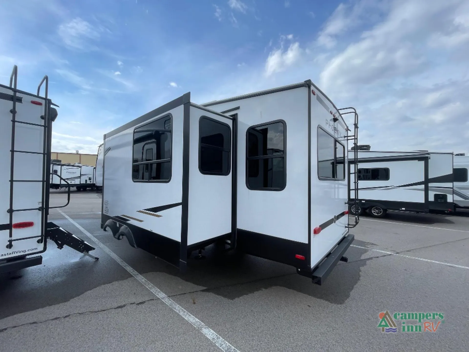 2026 Shasta RVs Phoenix 254RLS - Photo 4
