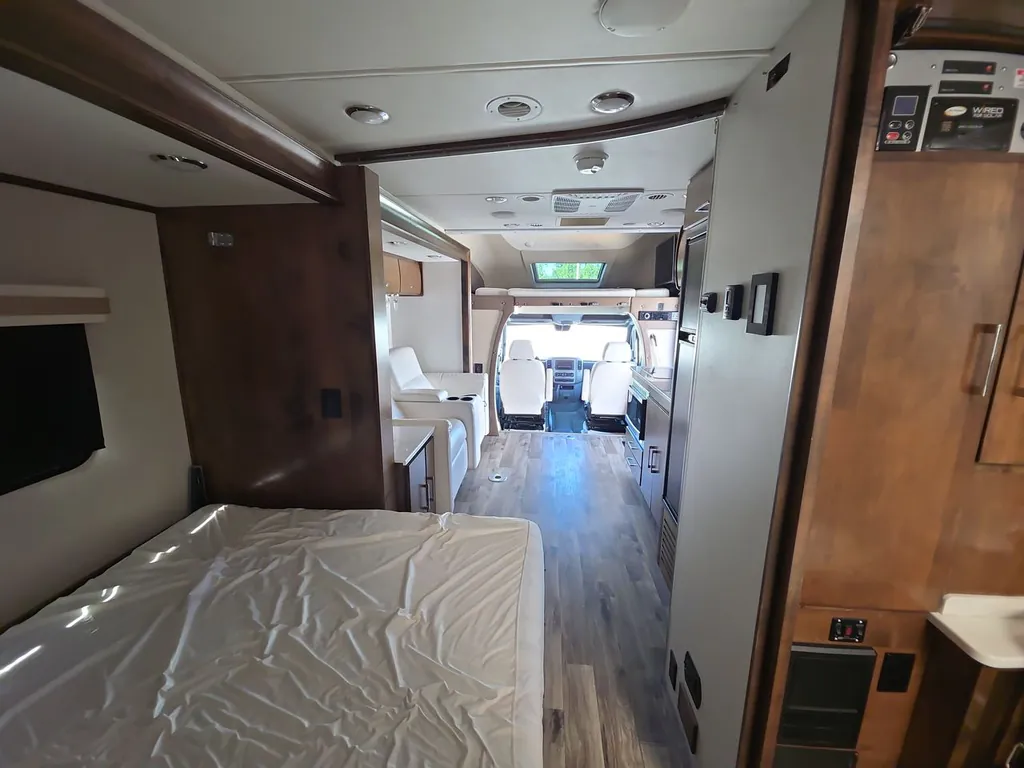 2019 Tiffin Wayfarer 24 FW, Photos photo 17