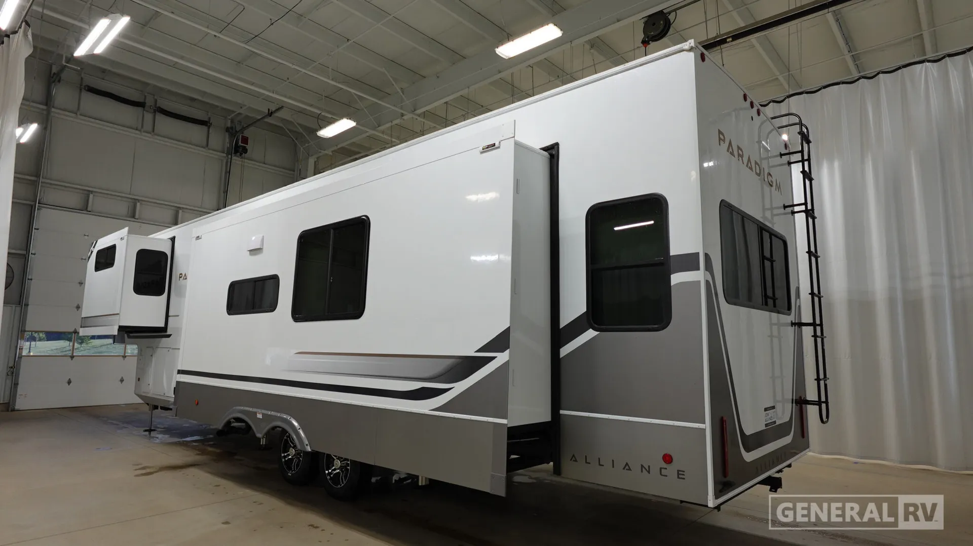 2026 Alliance RV Paradigm 388SP - Photo 4
