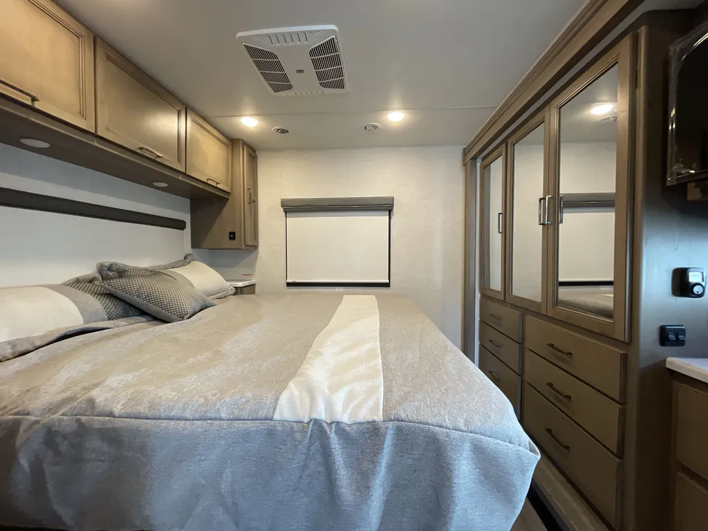 2026 Thor Motor Coach Freedom Traveler A29, Photos photo 17