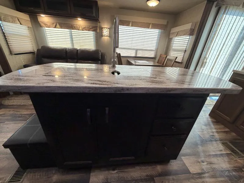 2019 Forest River Sierra Destination 399LOFT, Photos photo 5