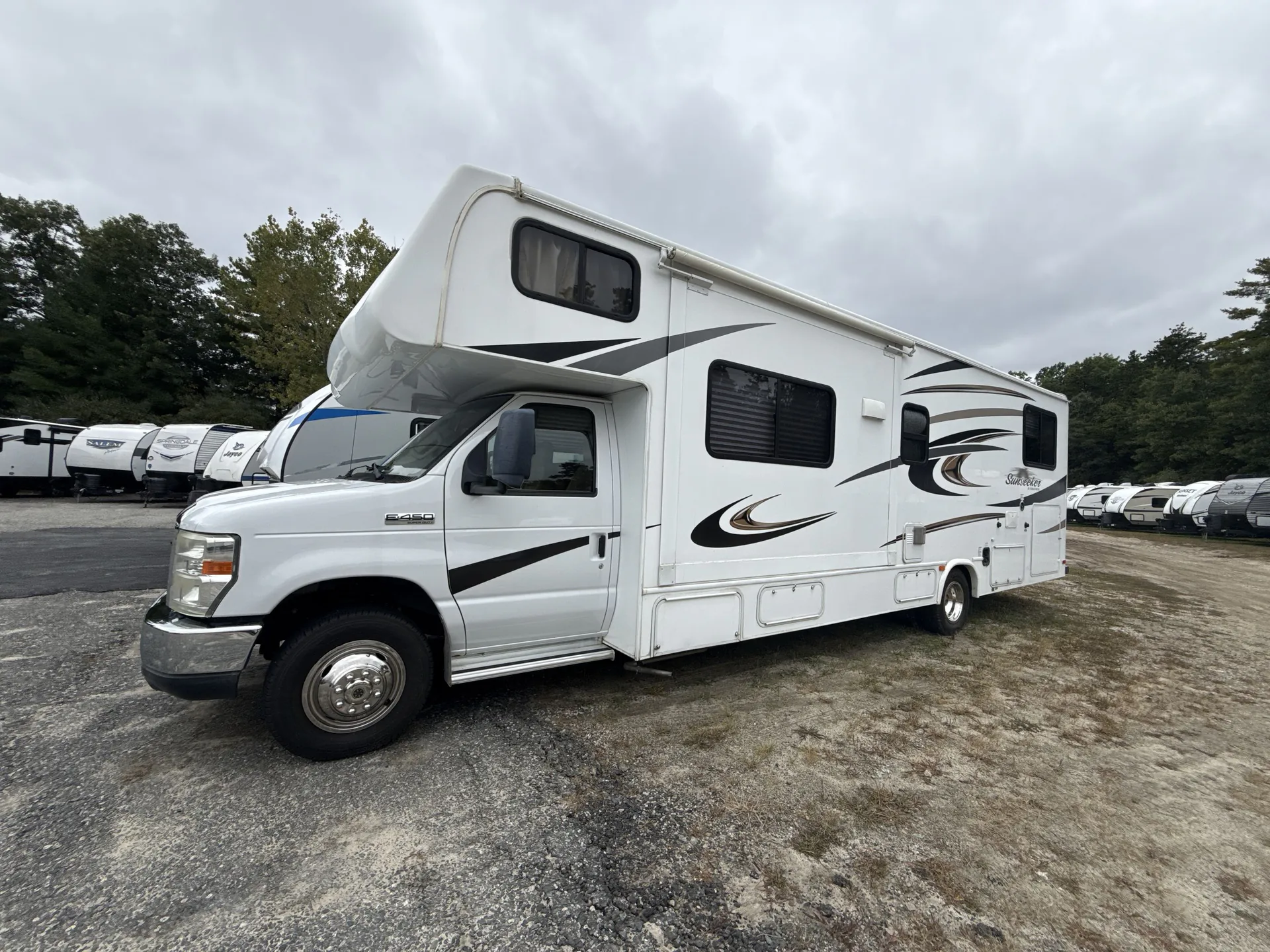 2014 Forest River Sunseeker 3170DS — off campside